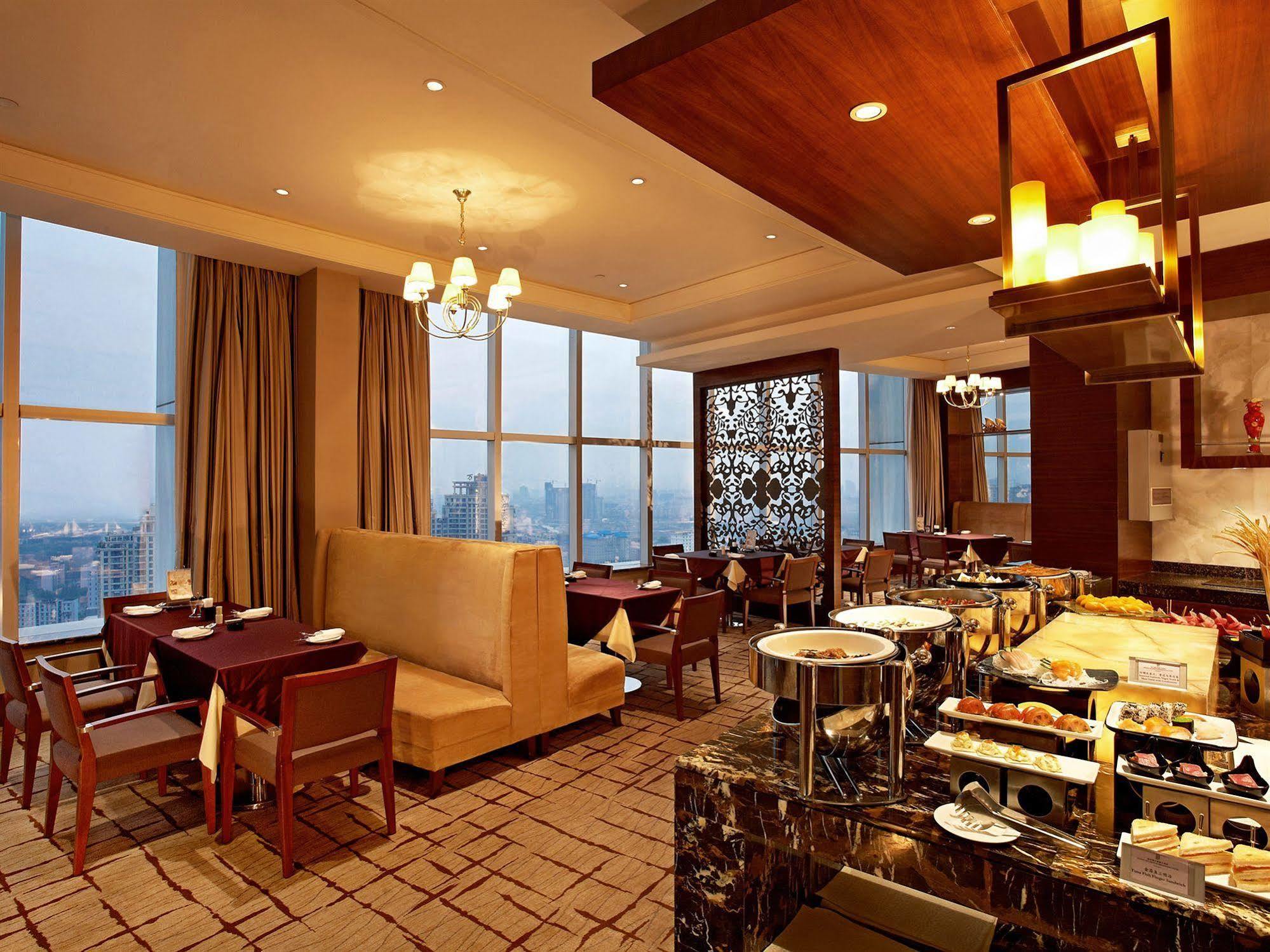 Wuhan Jin Jiang International Hotel Exterior foto